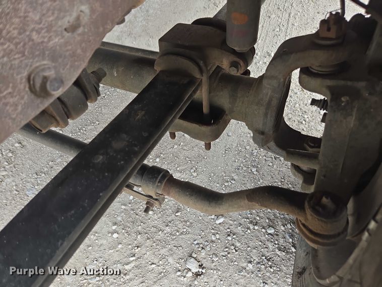 image for item DU7811 2002 Ford F450 Super Duty bucket truck