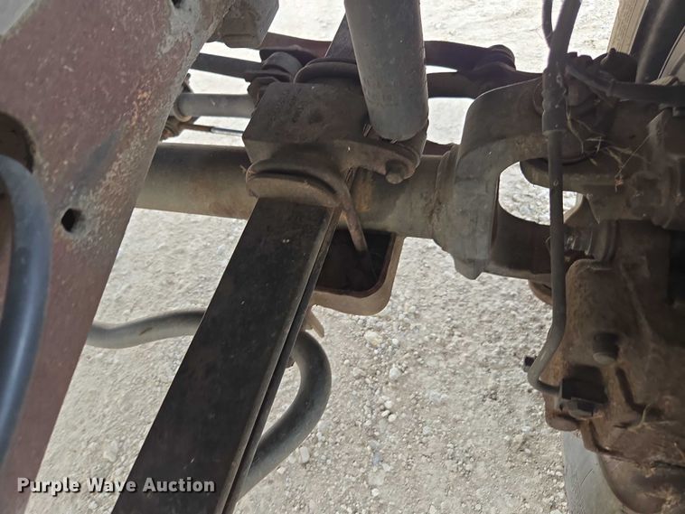 image for item DU7811 2002 Ford F450 Super Duty bucket truck