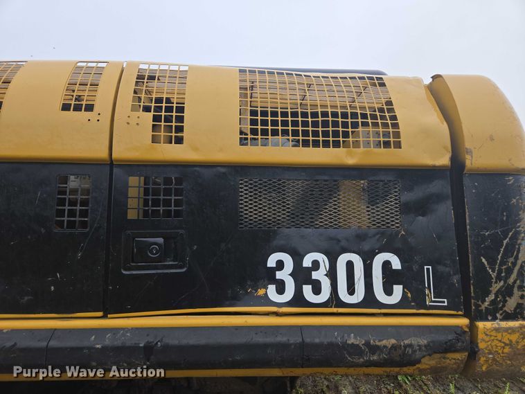 image for item DU7825 2005 Caterpillar 330CL excavator