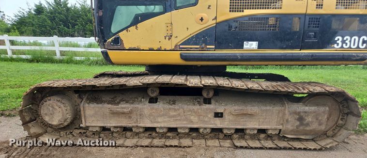 image for item DU7825 2005 Caterpillar 330CL excavator