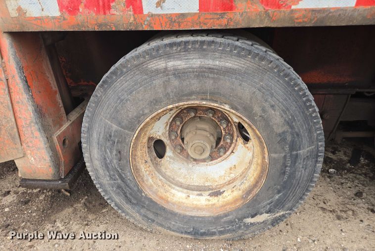 image for item DU7827 2004 AI-Jon 580 CL car logger