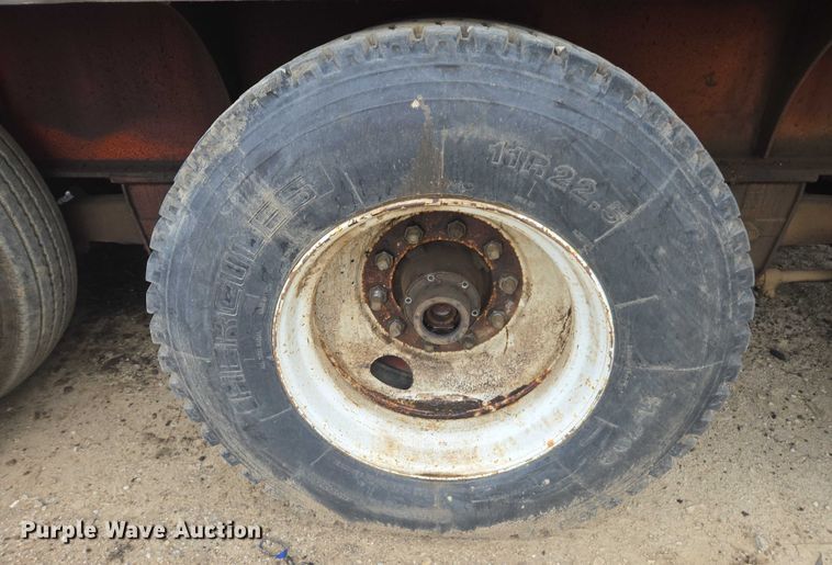 image for item DU7827 2004 AI-Jon 580 CL car logger