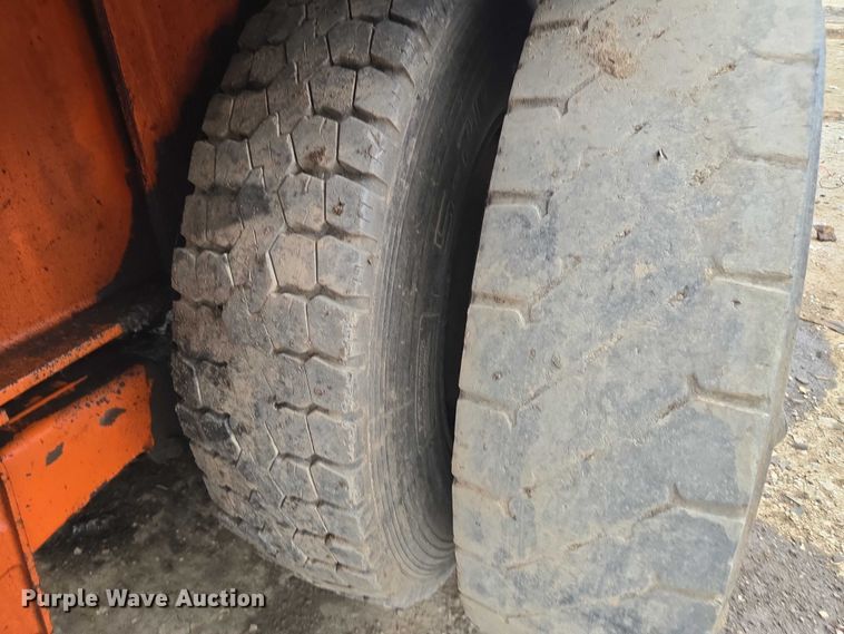 image for item DU7827 2004 AI-Jon 580 CL car logger