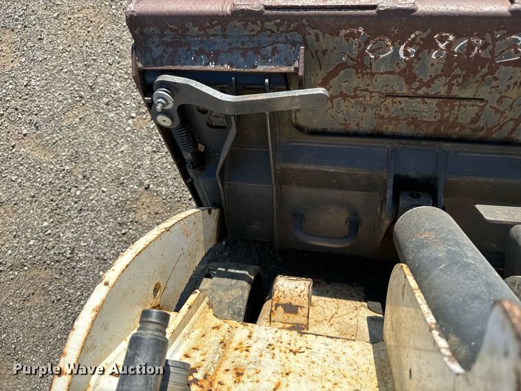 image for item DU7869 2016 Bobcat MT55 compact utility loader