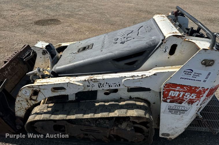 image for item DU7869 2016 Bobcat MT55 compact utility loader