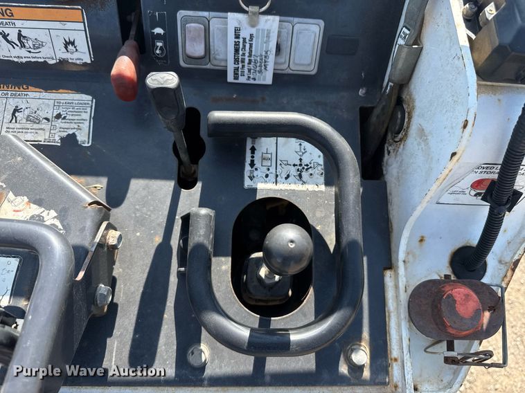 image for item DU7869 2016 Bobcat MT55 compact utility loader