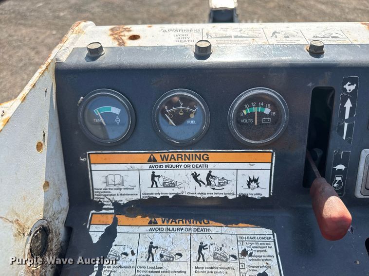 image for item DU7869 2016 Bobcat MT55 compact utility loader