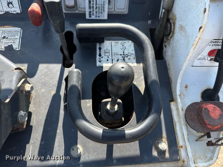 image for item DU7869 2016 Bobcat MT55 compact utility loader