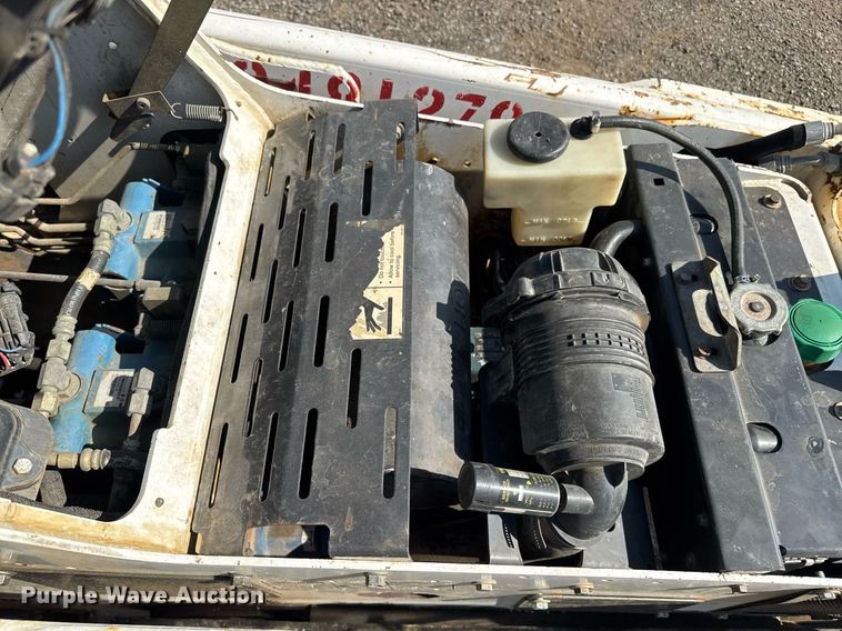 image for item DU7869 2016 Bobcat MT55 compact utility loader