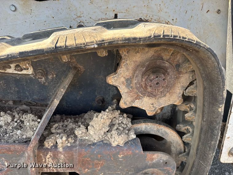 image for item DU7869 2016 Bobcat MT55 compact utility loader