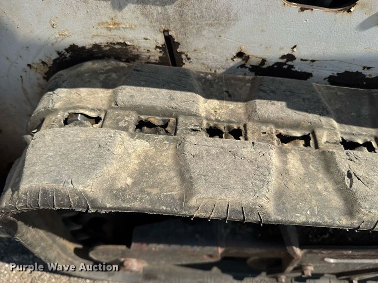 image for item DU7869 2016 Bobcat MT55 compact utility loader