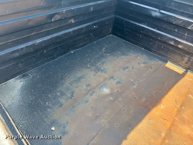 image for item DU7870 1999 International 4900 dump truck