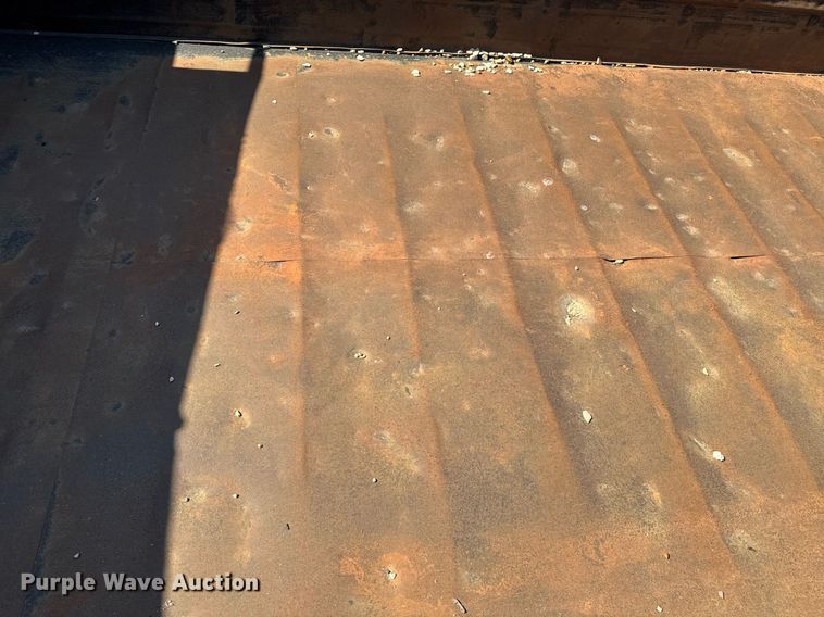 image for item DU7870 1999 International 4900 dump truck