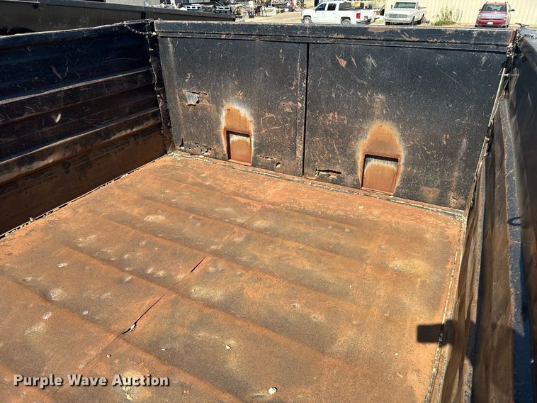 image for item DU7870 1999 International 4900 dump truck