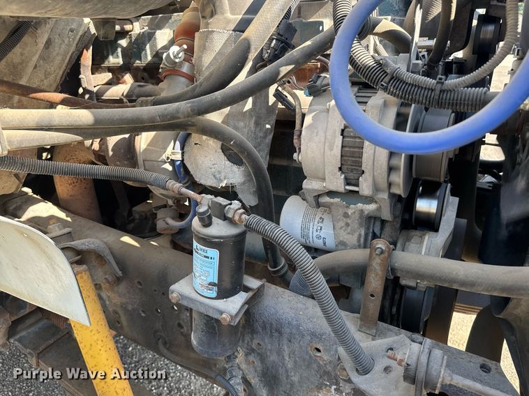 image for item DU7870 1999 International 4900 dump truck