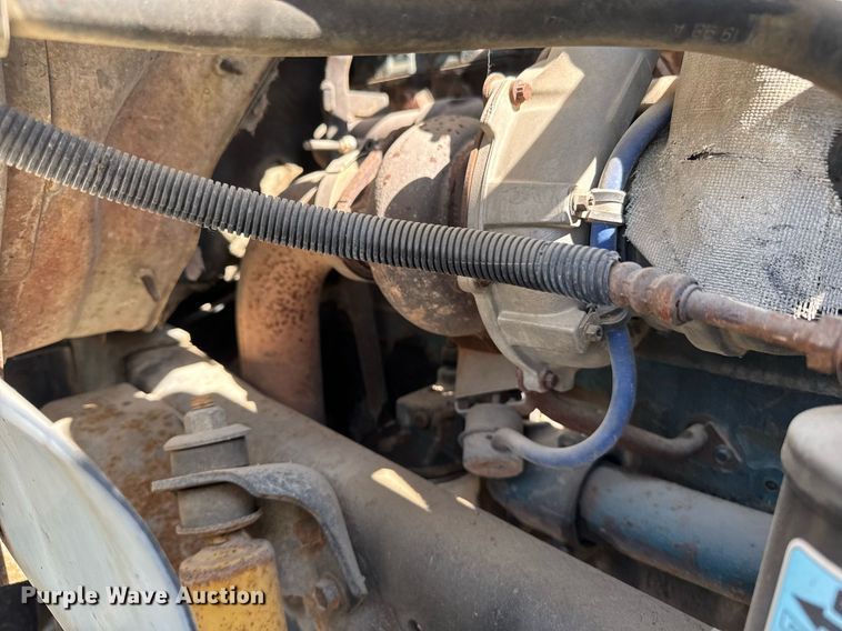 image for item DU7870 1999 International 4900 dump truck