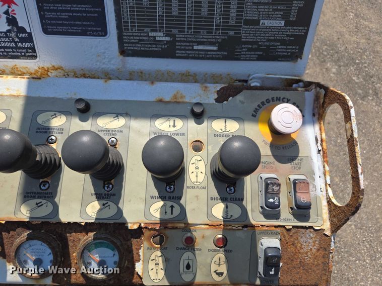 image for item DU7871 2013 Freightliner Business Class M2 digger derrick truck