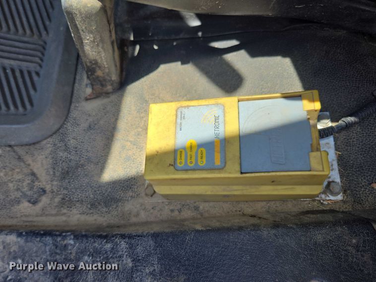 image for item DU7871 2013 Freightliner Business Class M2 digger derrick truck