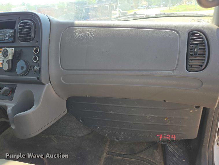 image for item DU7871 2013 Freightliner Business Class M2 digger derrick truck