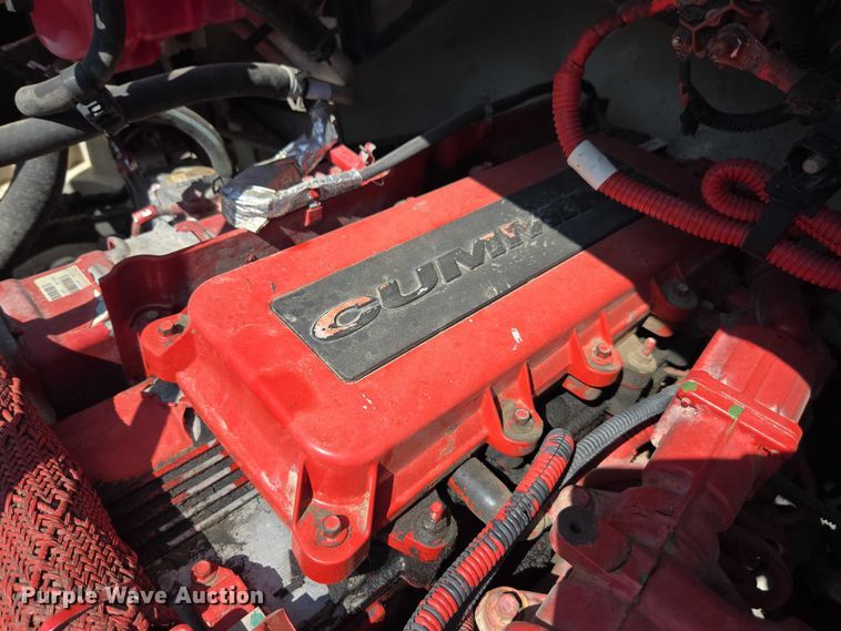 image for item DU7871 2013 Freightliner Business Class M2 digger derrick truck