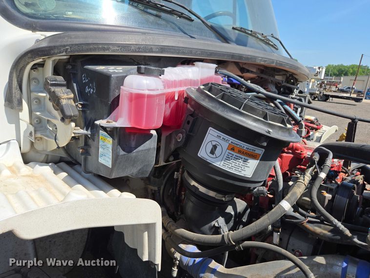 image for item DU7871 2013 Freightliner Business Class M2 digger derrick truck