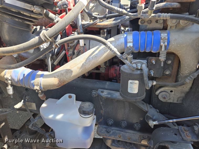 image for item DU7871 2013 Freightliner Business Class M2 digger derrick truck