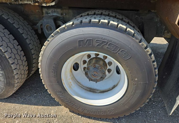 image for item DU7871 2013 Freightliner Business Class M2 digger derrick truck