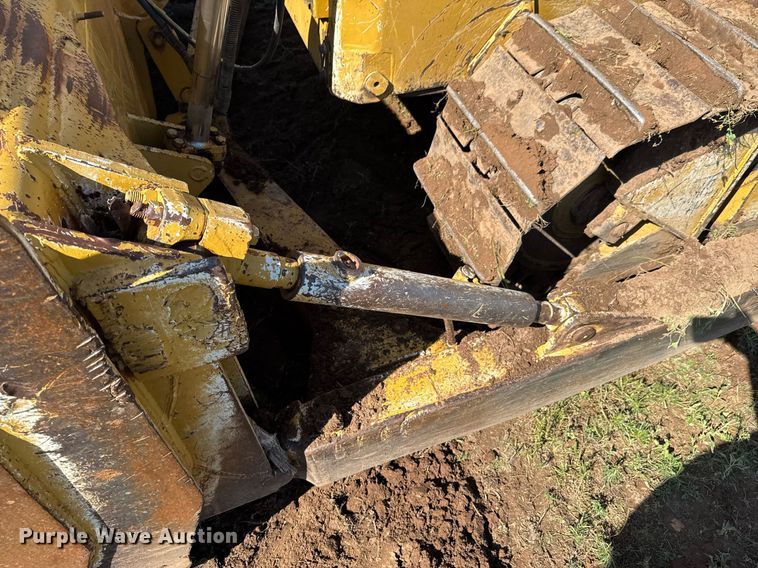 image for item DU9785 1989 Caterpillar D6H Series II dozer