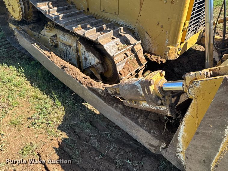 image for item DU9785 1989 Caterpillar D6H Series II dozer