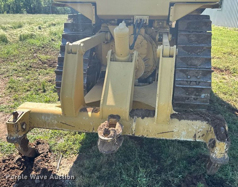 image for item DU9785 1989 Caterpillar D6H Series II dozer