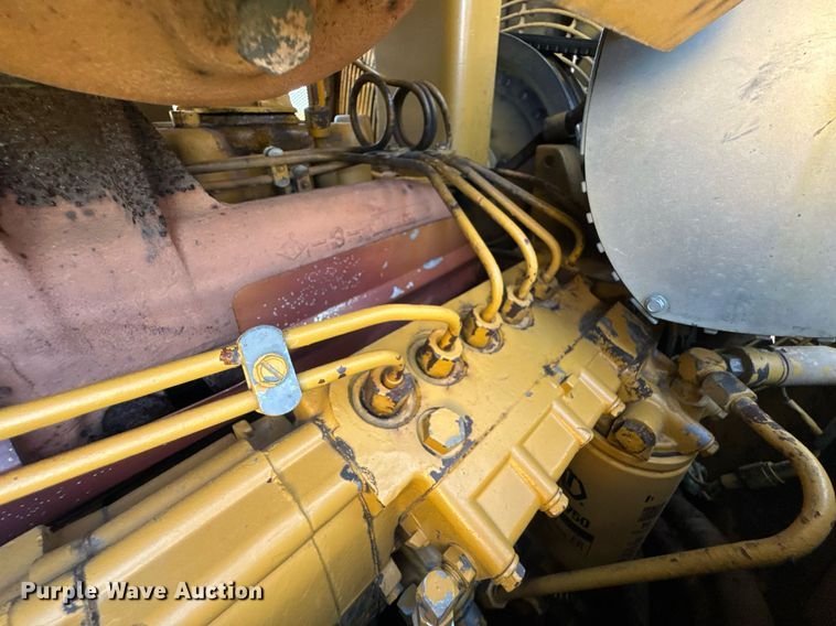 image for item DU9785 1989 Caterpillar D6H Series II dozer