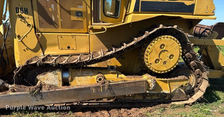 image for item DU9785 1989 Caterpillar D6H Series II dozer