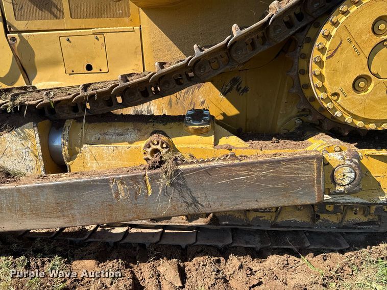 image for item DU9785 1989 Caterpillar D6H Series II dozer