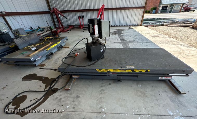 image for item DU9795 Pentalift 12DSL902.5 scissor lift