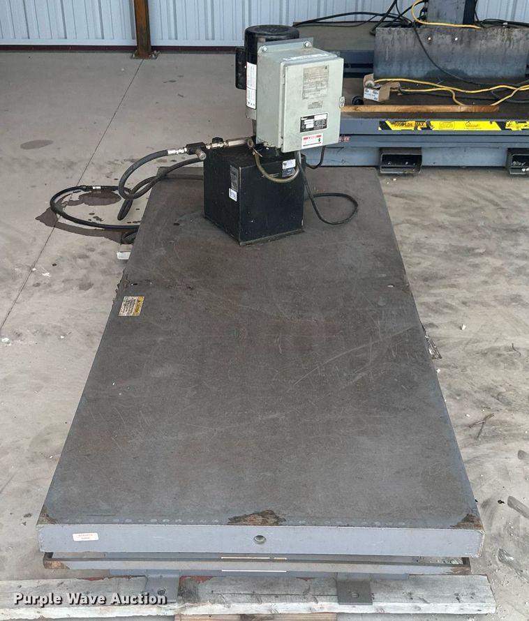 image for item DU9795 Pentalift 12DSL902.5 scissor lift