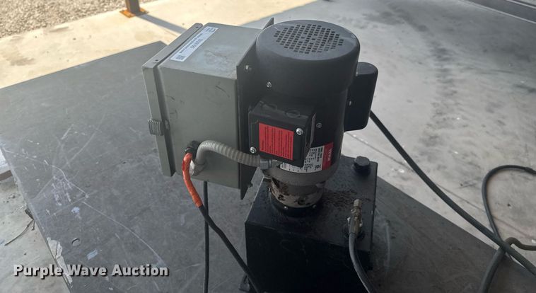 image for item DU9795 Pentalift 12DSL902.5 scissor lift