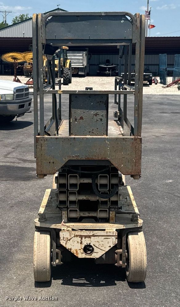 image for item DU9796 Terex TS20 scissor lift