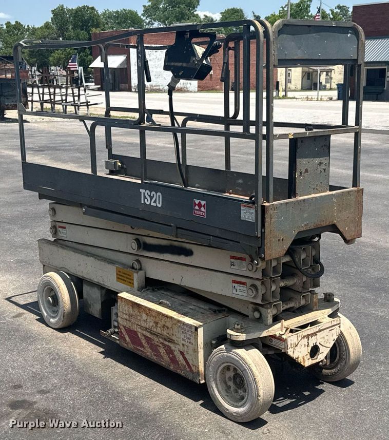 image for item DU9796 Terex TS20 scissor lift