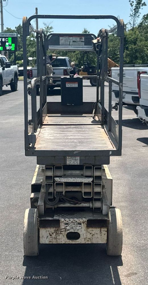 image for item DU9796 Terex TS20 scissor lift