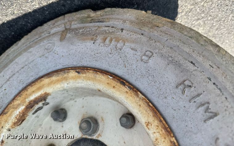 image for item DU9796 Terex TS20 scissor lift