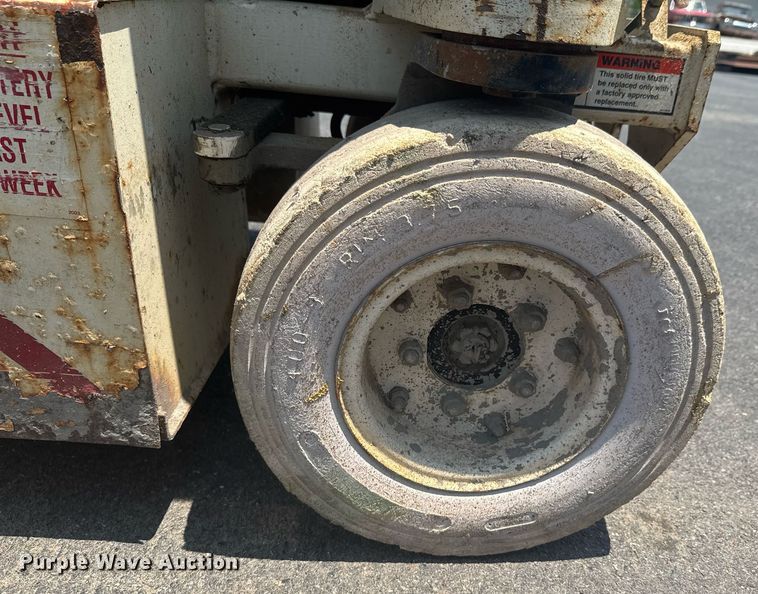 image for item DU9796 Terex TS20 scissor lift