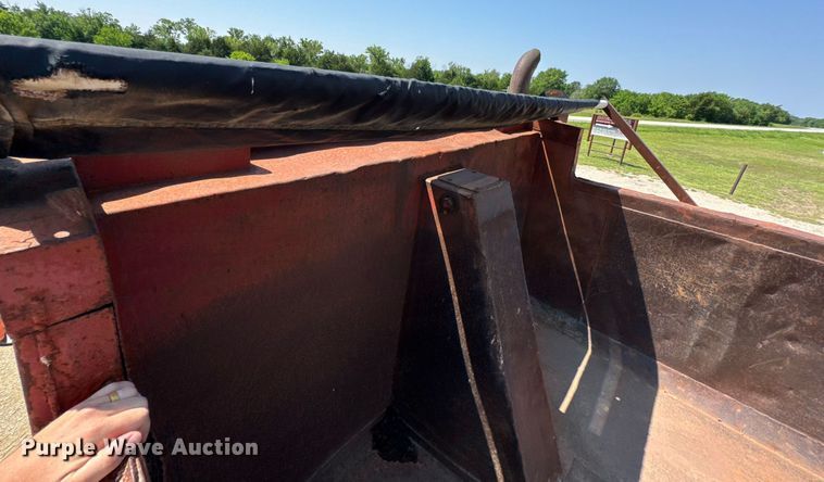 image for item DU9846 1982 Mack R747S dump truck