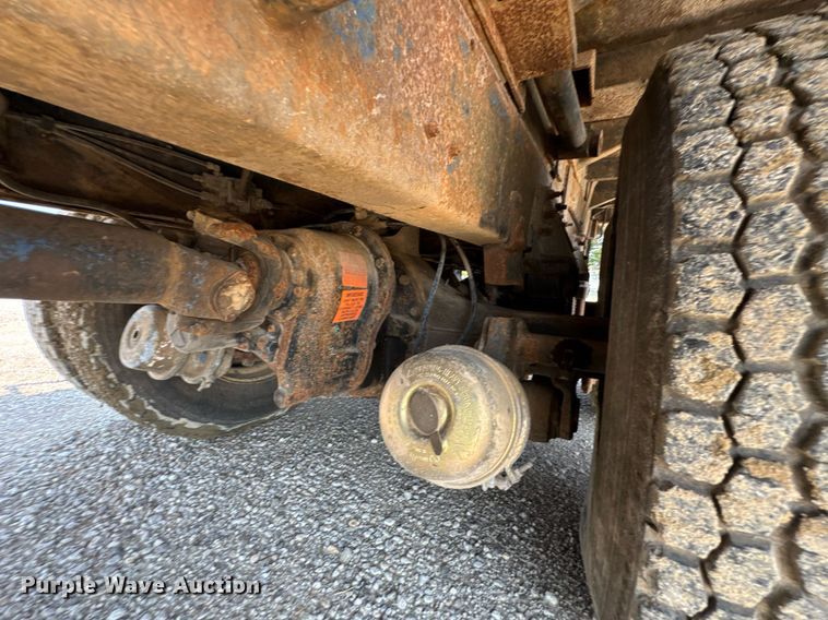 image for item DU9846 1982 Mack R747S dump truck