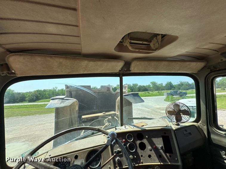 image for item DU9846 1982 Mack R747S dump truck