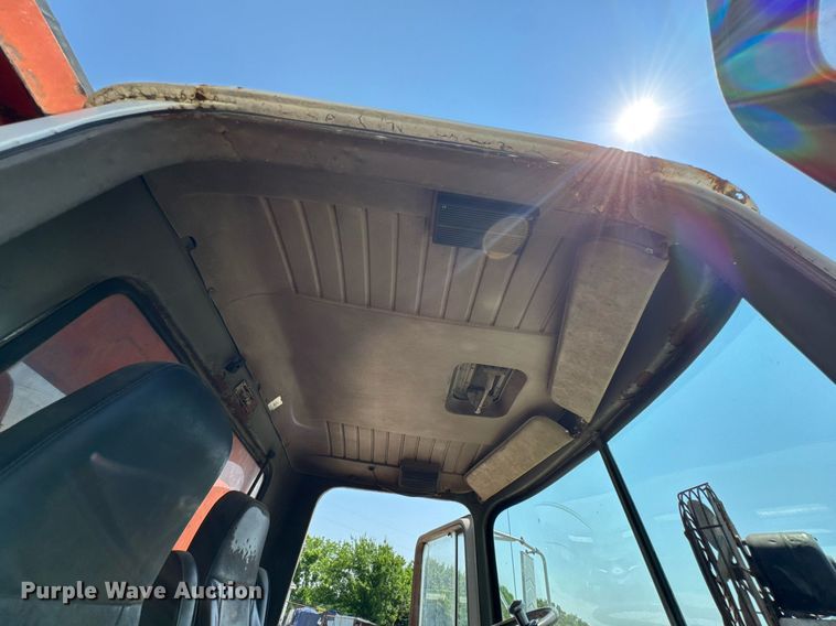 image for item DU9846 1982 Mack R747S dump truck