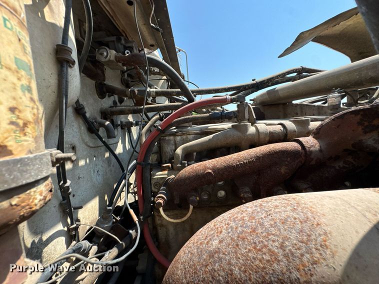 image for item DU9846 1982 Mack R747S dump truck