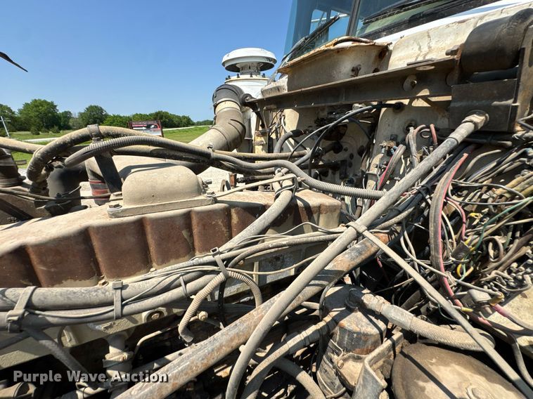 image for item DU9846 1982 Mack R747S dump truck