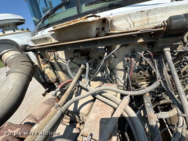 image for item DU9846 1982 Mack R747S dump truck