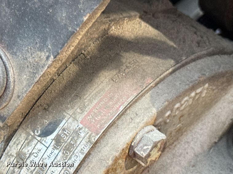 image for item DU9846 1982 Mack R747S dump truck