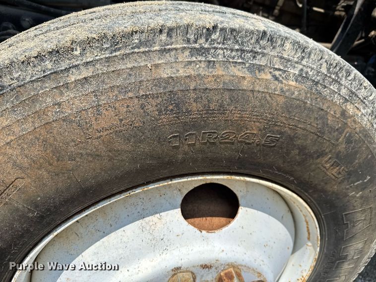 image for item DU9846 1982 Mack R747S dump truck